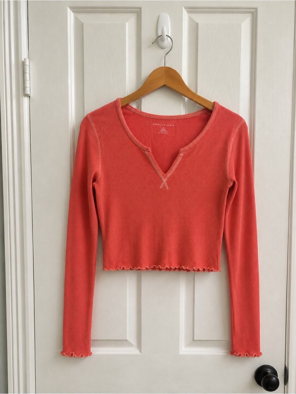 American Eagle Ribbed Crop Top – Red & Coral Long Sleeve Lettuce Hem Shirt (L/G) - Picture 7 of 10